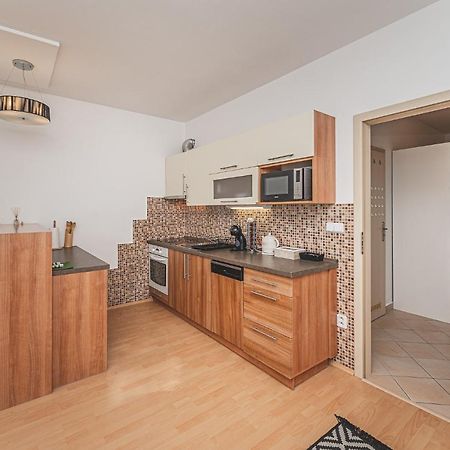 °°°Carolina'S Modern Apartment °°° Hradec Kralove Exterior foto